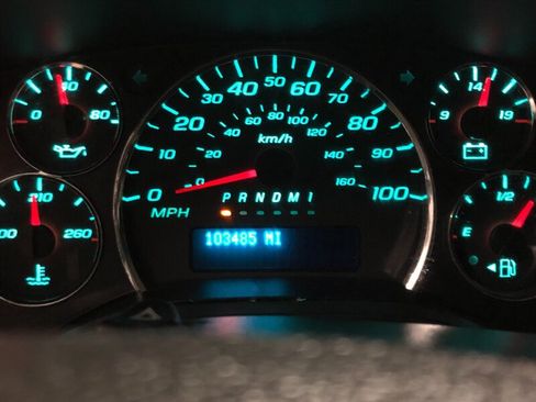 Used 2017 GMC Savana 2500 Extended image 9