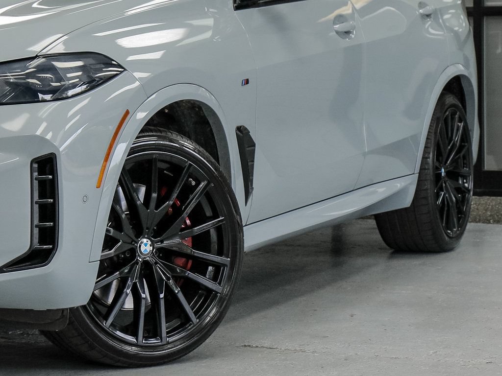 Used 2025 BMW X5 M60i AWD/4WD image 12