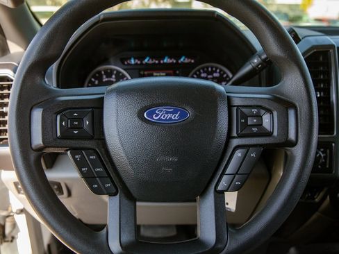 Used 2022 Ford F350 XLT w/ Black Appearance Package image 17