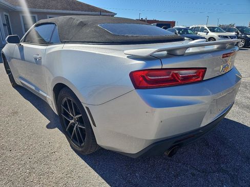 Used 2017 Chevrolet Camaro LT image 7