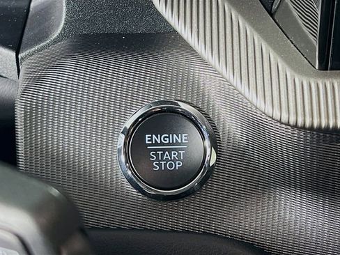 Used 2025 Ford Explorer ST image 18