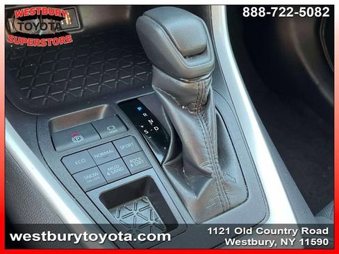 Certified 2025 Toyota RAV4 XLE AWD/4WD image 32