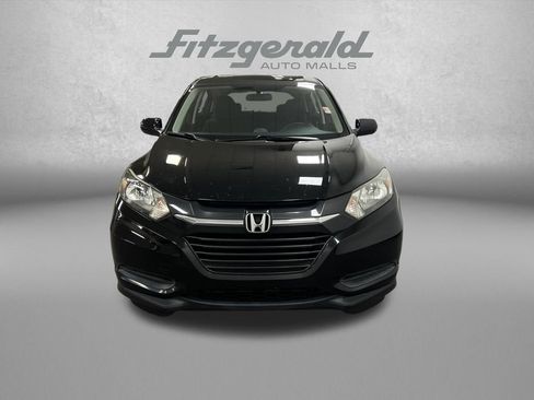 Used 2018 Honda HR-V LX image 9