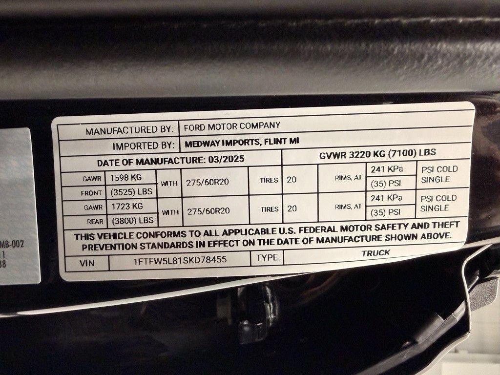 Used 2025 Ford F150 Lariat AWD/4WD image 27