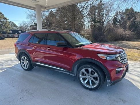 Used 2020 Ford Explorer Platinum w/ Premium Technology Package image 1