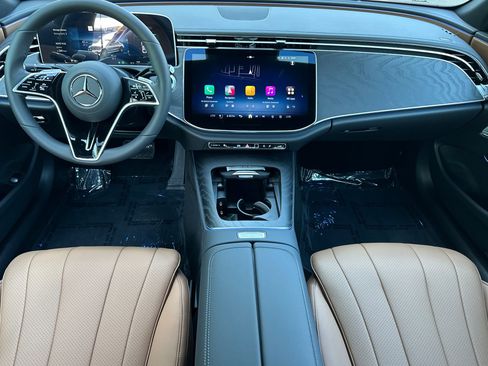 New 2026 Mercedes-Benz E 450 4MATIC Sedan image 13