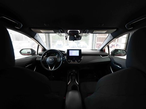 Used 2024 Toyota Corolla SE image 19