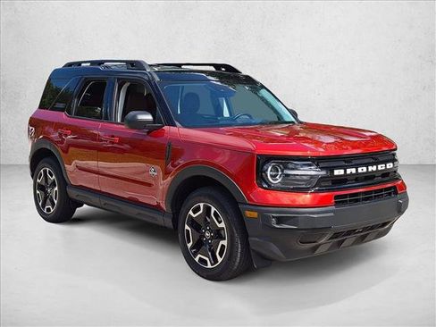 Used 2024 Ford Bronco Sport Outer Banks AWD/4WD image 3