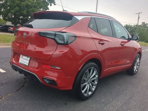 Used 2026 Buick Encore GX Avenir w/ Avenir Technology Package FWD image 4