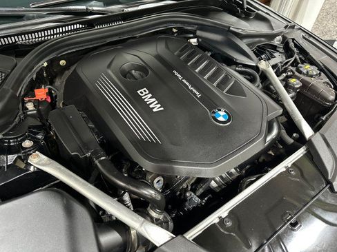 Used 2018 BMW 540i xDrive w/ M Sport Package AWD/4WD image 9