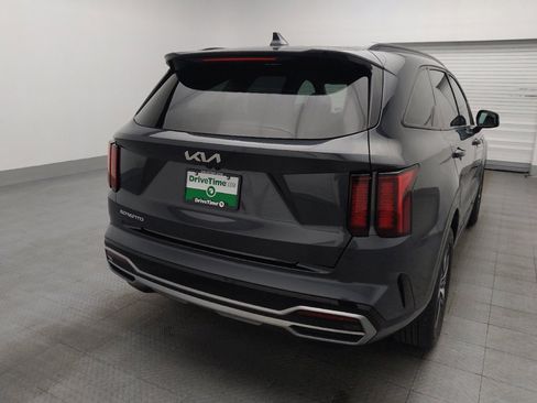Used 2023 Kia Sorento S FWD image 7