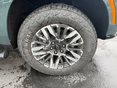 New 2026 Chevrolet Tahoe Z71 w/ Z71 Off-Road Package AWD/4WD image 9