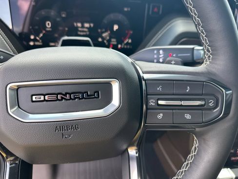 Used 2025 GMC Yukon XL Denali Ultimate w/ LPO, Floor Liner Package AWD/4WD image 28