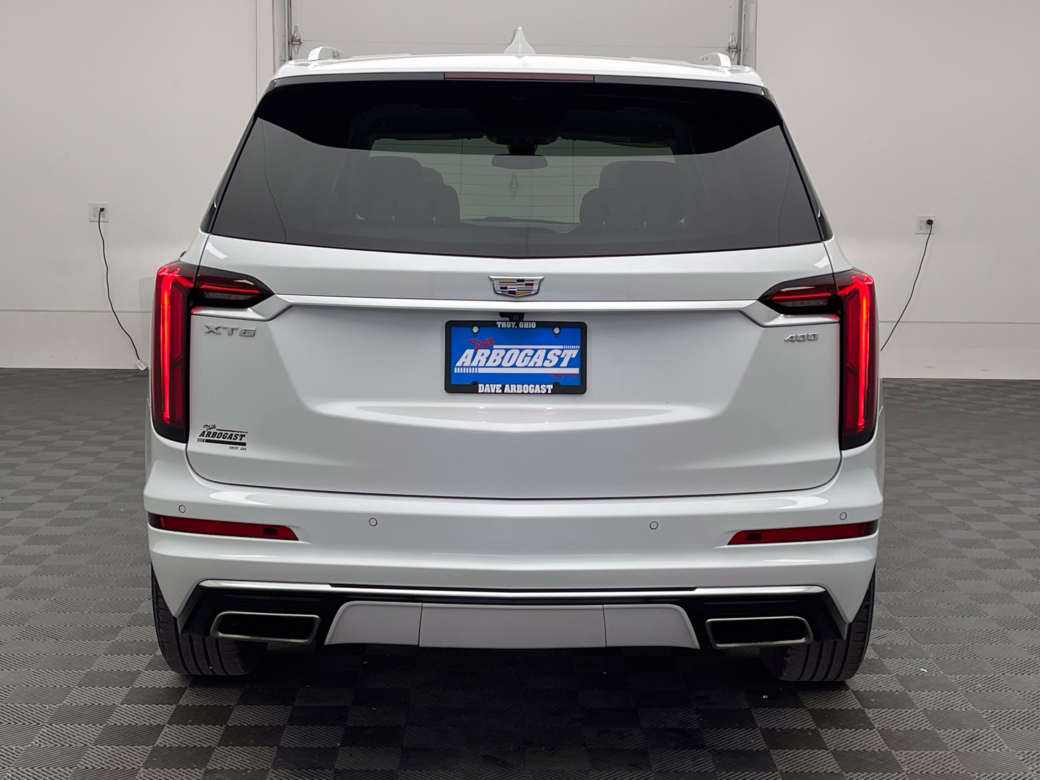 Used 2024 Cadillac XT6 Premium Luxury FWD image 10