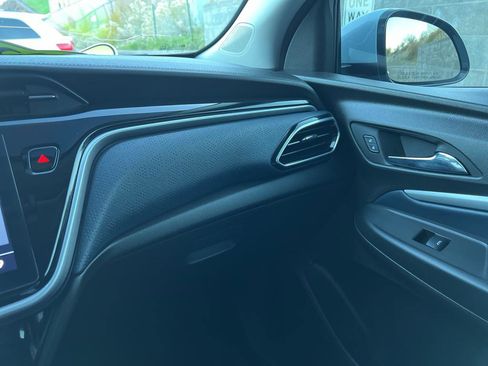 Used 2022 Chevrolet Bolt EUV Premier w/ Super Cruise Package image 27