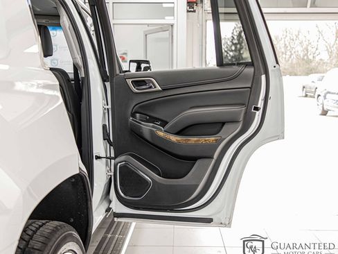 Used 2015 GMC Yukon Denali w/ Premium Package image 41