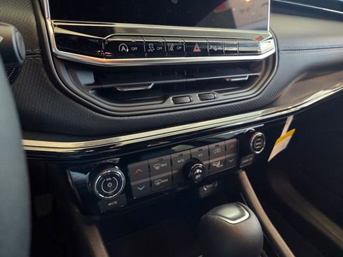 New 2026 Jeep Compass Limited image 23