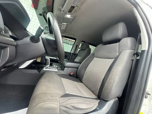 Used 2016 Toyota Tundra SR5 w/ TRD Off Road Package AWD/4WD image 11
