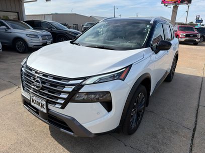 Used 2025 Nissan Rogue SL w/ Tech Package