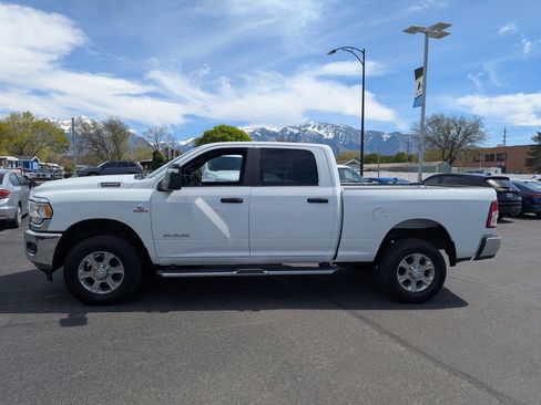 Used 2024 RAM 2500 Big Horn AWD/4WD image 9