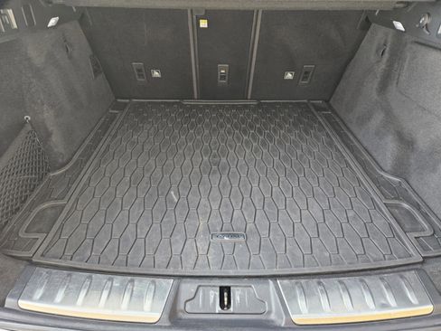 Used 2020 Jaguar F-PACE Premium AWD/4WD image 29