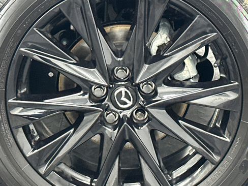 Certified 2025 MAZDA CX-5 Carbon Edition image 5