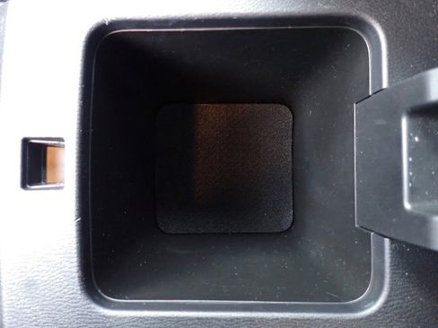 Used 2022 Mitsubishi Outlander ES image 26