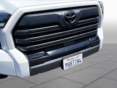Used 2024 Toyota Tundra Limited AWD/4WD image 29