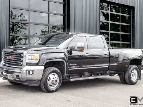 Used 2018 GMC Sierra 3500 SLT w/ Duramax Plus Package AWD/4WD image 2