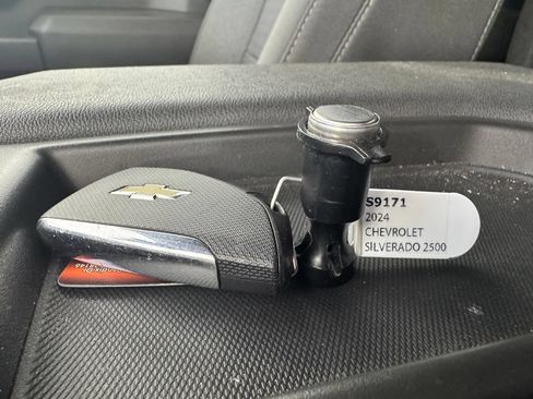 Used 2024 Chevrolet Silverado 2500 Custom w/ Custom Value Package AWD/4WD image 3