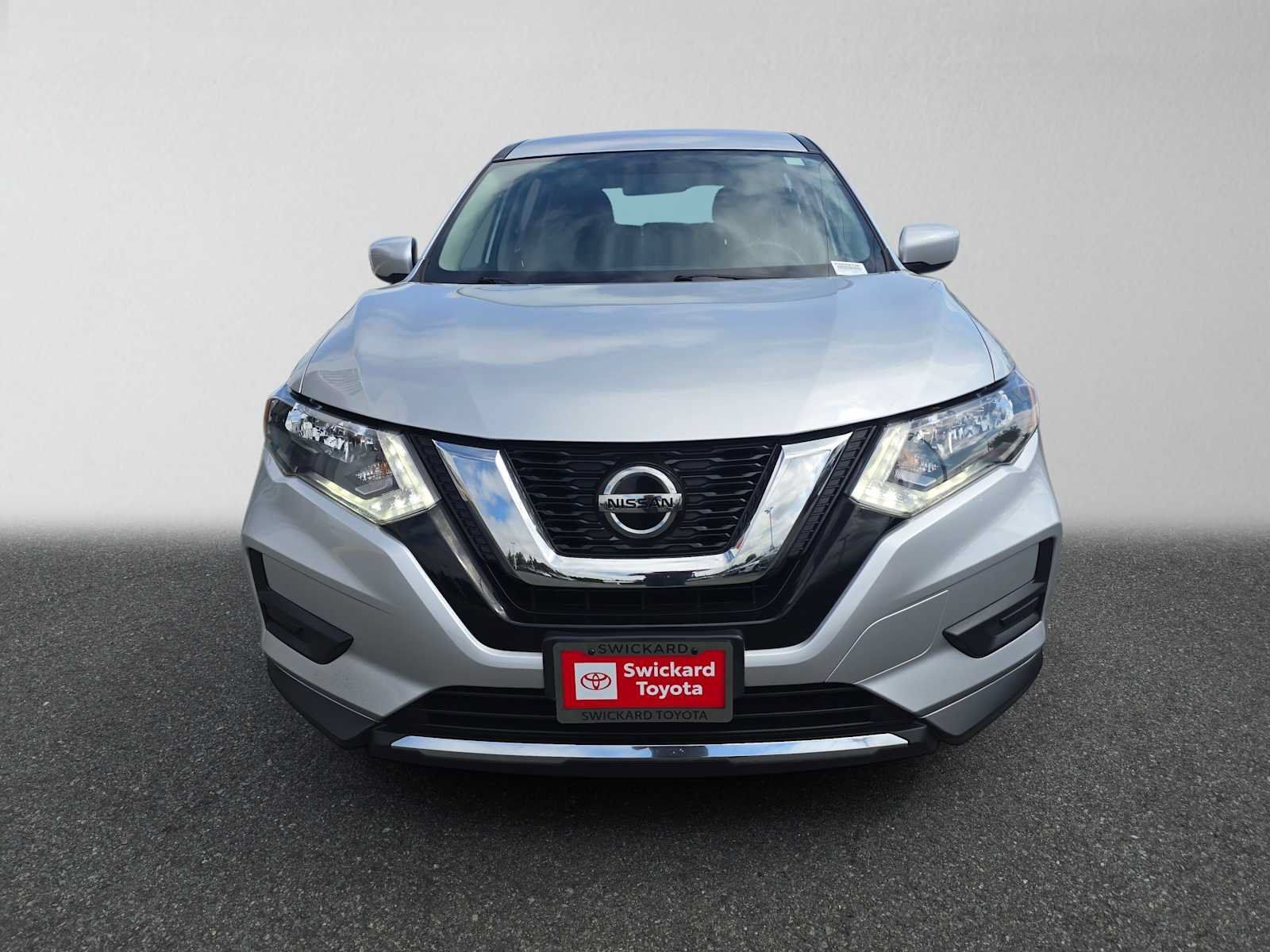 Used 2018 Nissan Rogue S AWD/4WD image 8