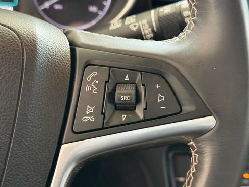 Used 2018 Buick Encore Preferred FWD image 19