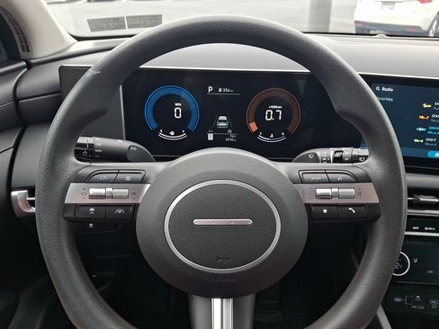 Used 2025 Hyundai Tucson SEL AWD/4WD image 18