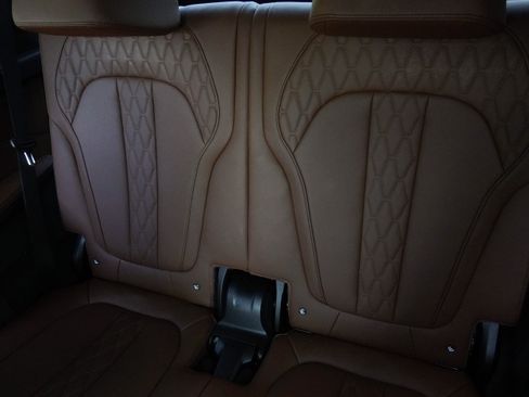 Used 2024 BMW X7 M60i w/ Executive Package AWD/4WD image 40