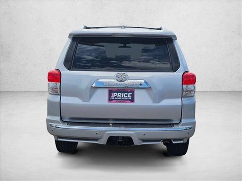 Used 2012 Toyota 4Runner SR5 RWD image 7