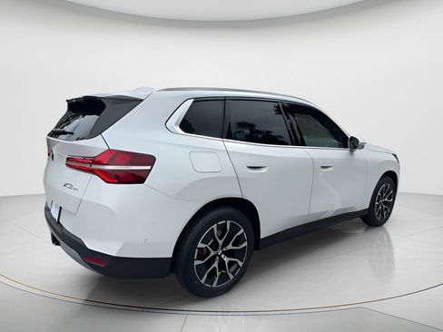 New 2026 BMW X3 xDrive30 w/ Premium Package image 8