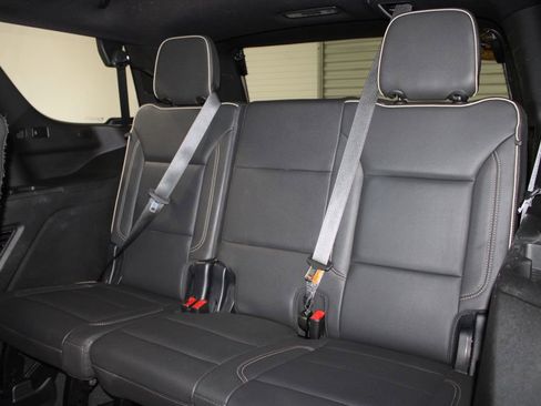 Used 2023 Chevrolet Tahoe Premier RWD image 26