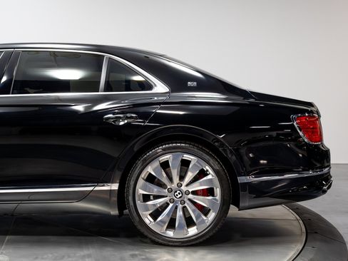 Used 2020 Bentley Flying Spur W12 w/ First Edition Specification image 46