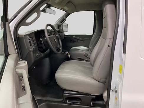 New 2025 Chevrolet Express 2500 w/ Driver Convenience Package image 9