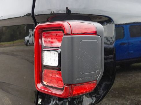 New 2026 Jeep Gladiator Rubicon image 9