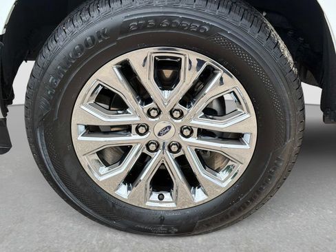 Used 2024 Ford F150 Lariat w/ Equipment Group 502A High AWD/4WD image 12