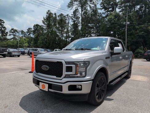 Used 2020 Ford F150 Lariat RWD image 4