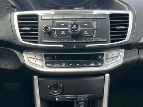 Used 2015 Honda Accord LX image 24