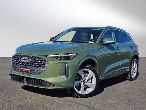 New 2025 Audi Q5 Premium Plus image 31