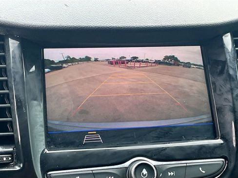 Used 2020 Chevrolet Trax LS image 13