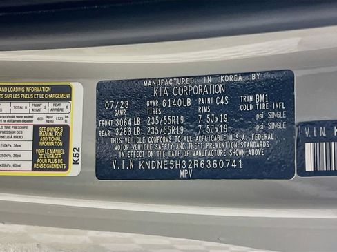 Certified 2024 Kia Carnival SX Prestige FWD image 14
