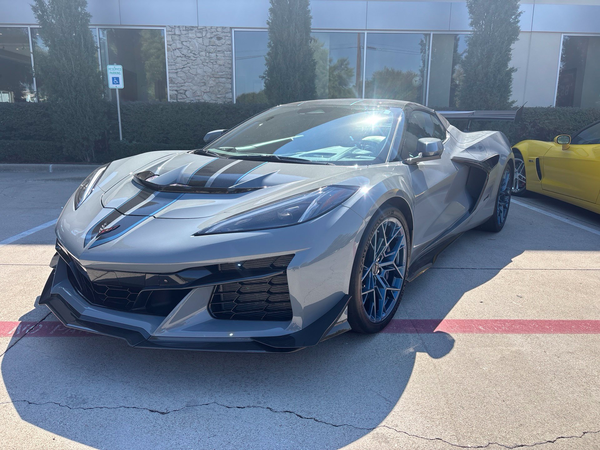 Used 2025 Chevrolet Corvette ZR1 w/ ZR1 Carbon Fiber Aero Package RWD image 2
