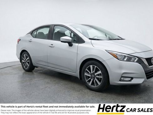 Used 2025 Nissan Versa SV image 1