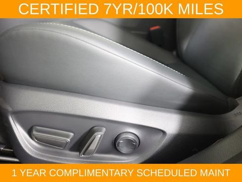 Used 2025 Toyota Prius AWD image 53