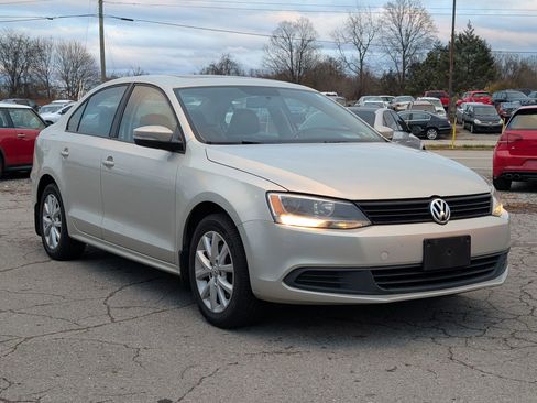 Used 2011 Volkswagen Jetta SE image 11